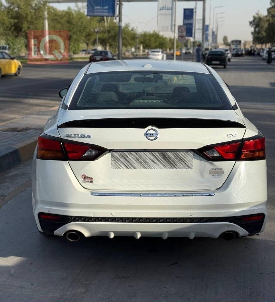 نیسان ئەلتیما